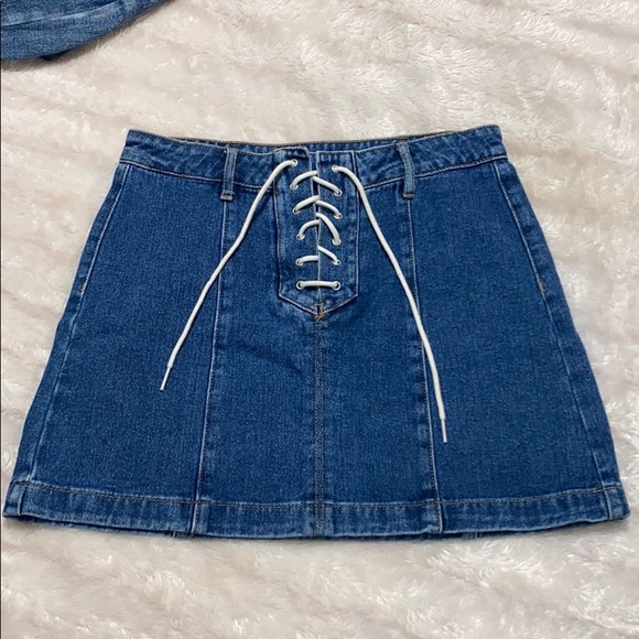 Kendall & Kylie dark denim lace up skirt - Picture 1 of 3